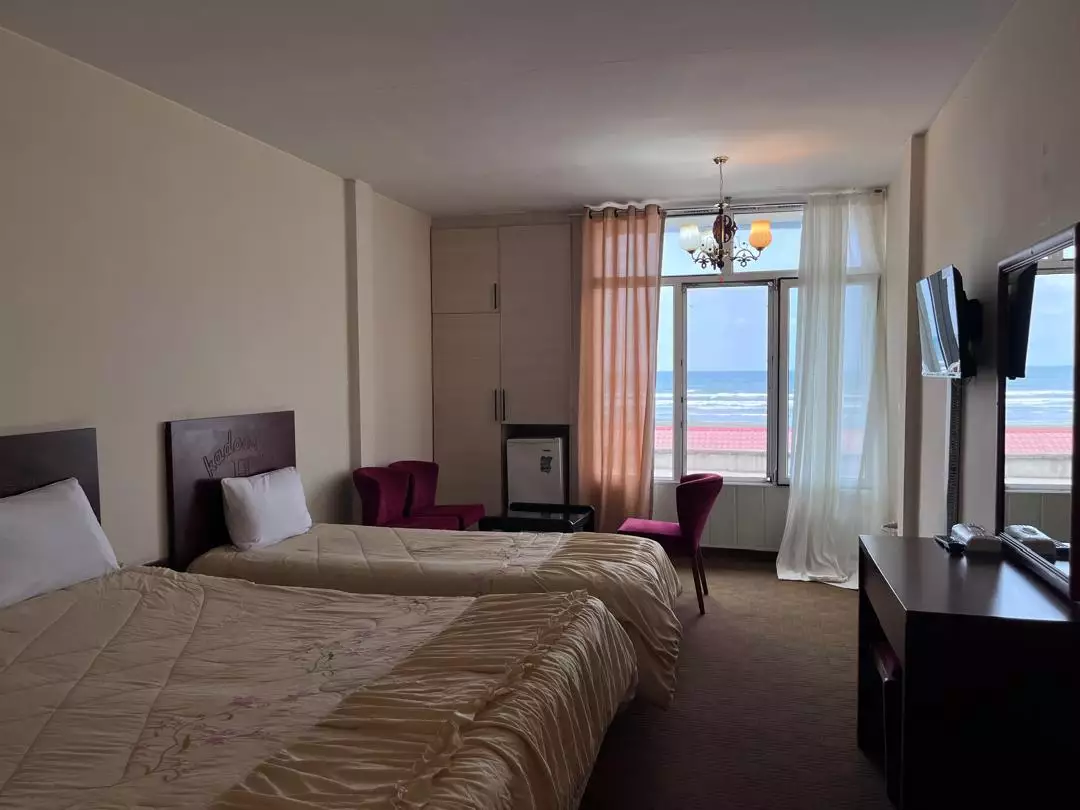 هتل بزرگ کادوسان بندر انزلی